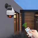 Caméra de surveillance factice à énergie solaire (copie)